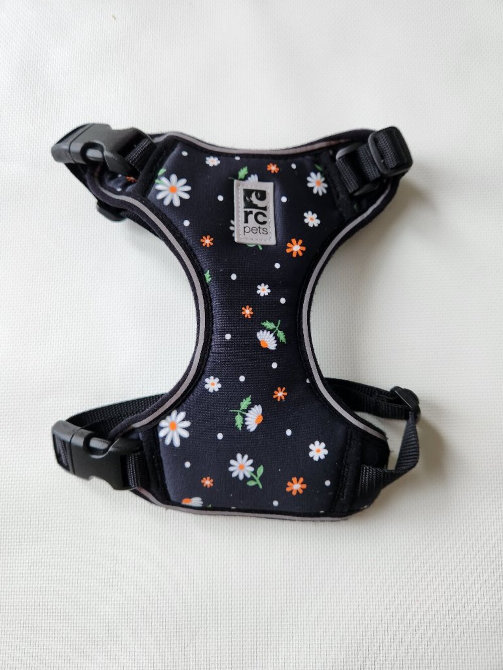 RC Pets Cat Harness Medium Black Floral Daisy Adjustable Reflective Mesh M
